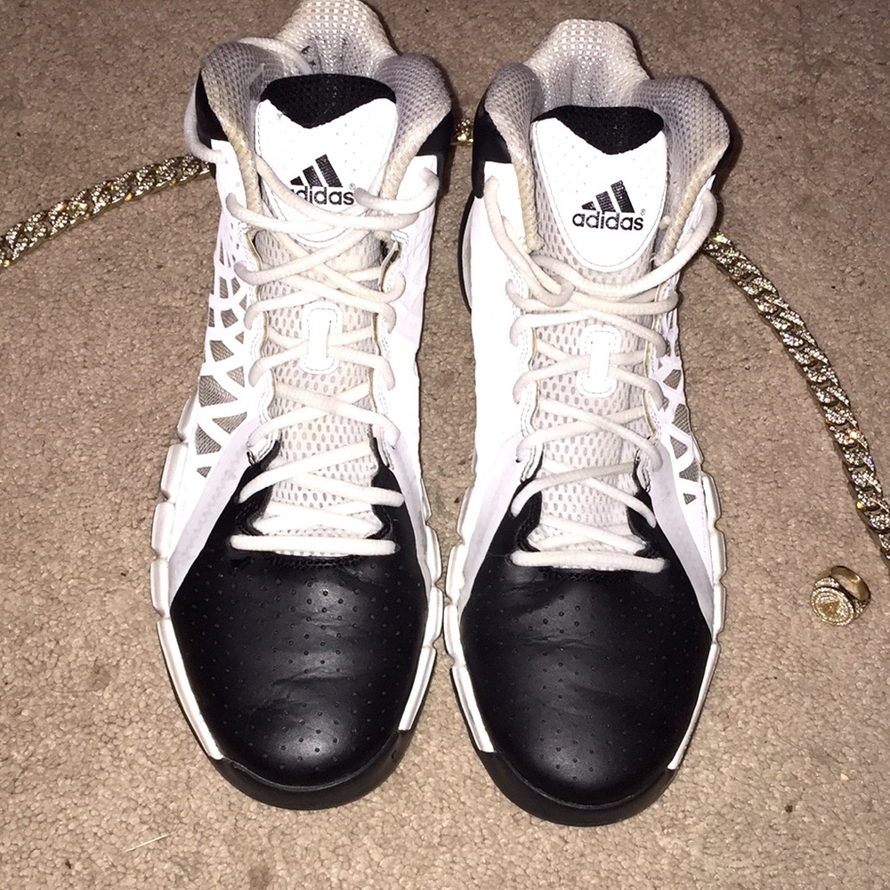 Adidas drose. US 11.5. Black and white